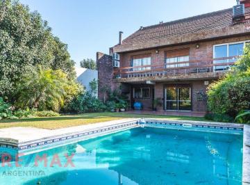 Casa · 300m² · 7 Ambientes · 4 Cocheras · Venta Casa 7 Ambientes en Ramos Mejia