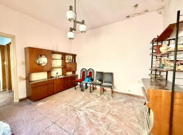 Casa · 145m² · 5 Ambientes · 2 Cocheras · Venta Casa 5 Ambientes en San Justo