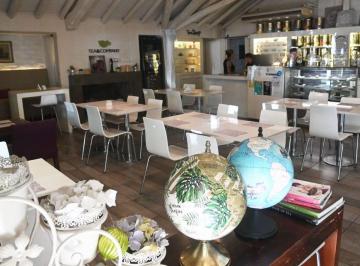 Local comercial · 225m² · 3 Cocheras · Local 3 Amb Chacras de Coria Excelente Ubicacion