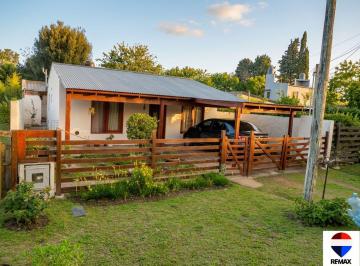 Casa · 92m² · 3 Ambientes · 1 Cochera · Casa 2 Amb + Monoambiente a Term (Fondo) C/baño