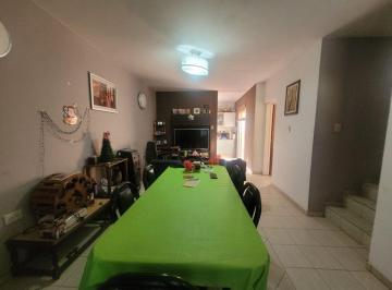 Casa · 90m² · 6 Ambientes · 1 Cochera · Venta Duplex 3 Dorm. 2 Baños B San Francisco