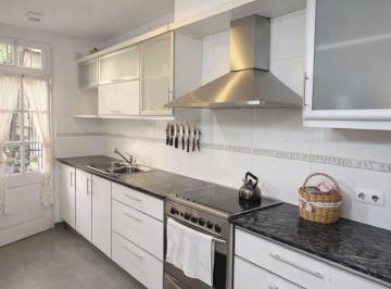Casa · 97m² · 5 Ambientes · 2 Cocheras · Venta Casa 4 Ambientes + Depto 2 Amb Moron