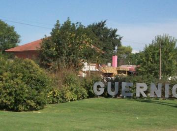 Terreno · 300m² · Venta Excelente Lote de 300 m² Sobre Asfalto