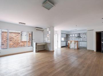 Casa · 180m² · 5 Ambientes · 2 Cocheras · Casa en Venta 3 Dorm con Cochera Barrio Hospitales