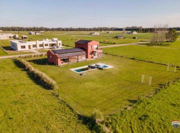 Casa · 213m² · 5 Ambientes · 1 Cochera · Venta Casa de Campo Chacras San Andres Amenities