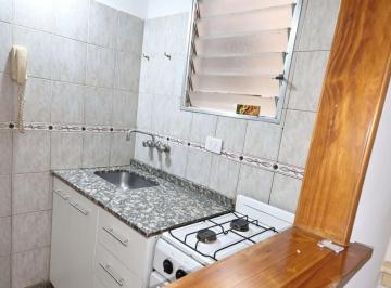Departamento · 31m² · 2 Ambientes · Dto 2 Ambientes C/balcon Imperdible!
