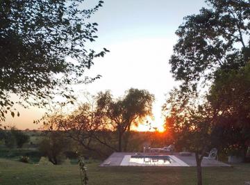 Casa · 90m² · 3 Ambientes · Venta Casa Frente Al Rio en Corralitos.
