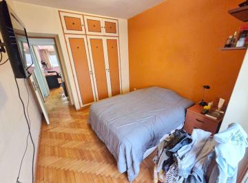 Departamento · 58m² · 3 Ambientes · Venta Luminoso Depto. 3 Amb. Sarmiento 1700