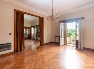 Departamento · 151m² · 5 Ambientes · Venta Piso Histórico de Categoría 150 m Balvanera