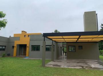 Quinta vacacional · 250m² · 4 Dormitorios · 3 Cocheras · Venta Quinta Comarca del Sol