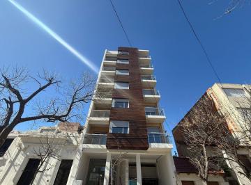 Departamento · 82m² · 3 Ambientes · 1 Cochera · Venta Semipiso a Estren 2 Dorm. en 19 de Mayo 447