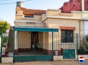 PH · 170m² · 5 Ambientes · 1 Cochera · Venta PH Al Frente 5 Ambientes Villa Adelina