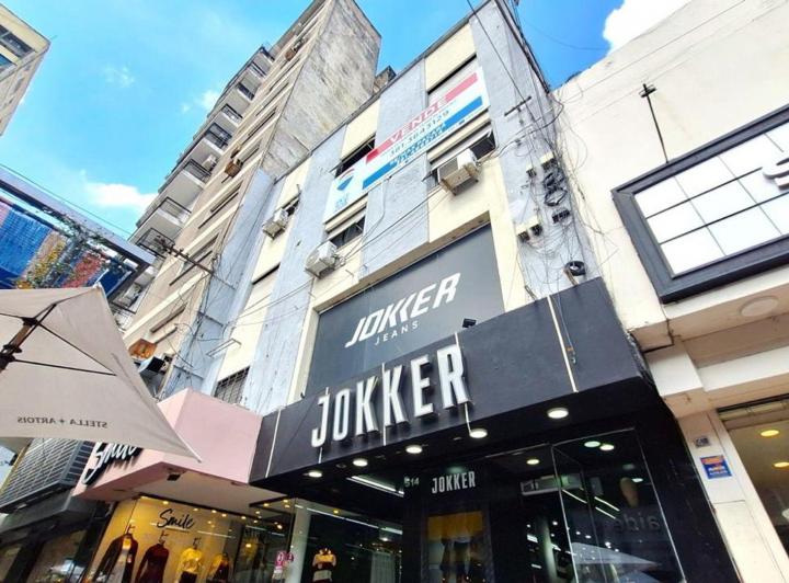 Local comercial · 820m²