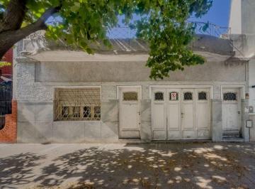 Casa · 103m² · 3 Ambientes · Venta Casa 3 Amb Versalles Lote Propio a Reciclar