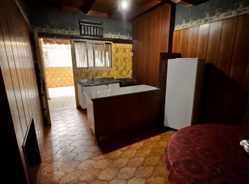 Casa · 180m² · 4 Ambientes · 3 Cocheras · Venta Casa y Local Villa Maipu Gimnasio Apto Credi