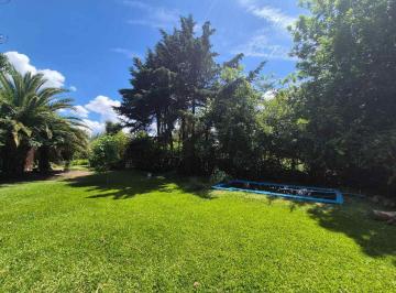 Quinta vacacional · 117m² · 2 Dormitorios · Casa en Venta con Pileta con Lote Lindero Sicardi