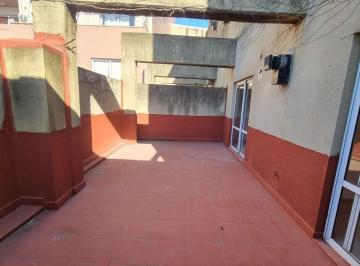 Departamento · 40m² · 2 Ambientes · Venta Departamento 1 Dormitorio con Gran Patio Exclusivo – Sobre Mendoza 3500 Echesortu