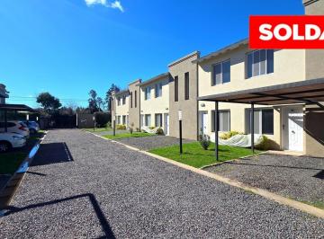 Casa · 62m² · 3 Ambientes · 1 Cochera · La Fernanda Town House en Pilar