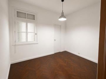 Oficina comercial · 79m² · Alquiler Oficina 4 Ambientes San Telmo Patio