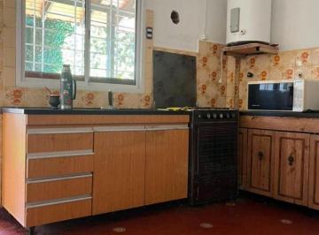 Casa de 4 ambientes, Tres de Febrero · Casa en Alquiler en Caseros – Amueblada - Agustín Cafferata 4761