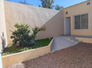 Casa · 3 Ambientes · 1 Cochera · Casa a Estrenar 3 Ambientes con Patio