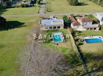 Casa · 150m² · 3 Dormitorios · 4 Cocheras · Venta Casa - Apto Crédito - Barrio Cerrado Haras del Sol - Pilar