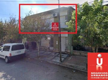 Departamento de 6 ambientes, Córdoba · Alquiler Bº Colon Cortada Matadero 2283 Pa 2 Dorm. + Patio + Garaje a m Sabattini