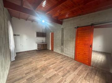 PH · 33m² · 2 Ambientes · PH en Alquiler Parque Leloir - Patio Parrilla