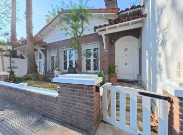 Casa · 208m² · 5 Ambientes · 1 Cochera · Casa en Venta en Villa Pueyrredón (Terrada Al 5200) de 5 Amb.