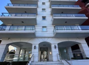 Departamento · 65m² · 3 Ambientes · 1 Cochera · Departamento 3 Ambientes