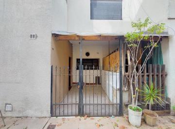 PH · 67m² · 3 Ambientes · 1 Cochera · PH en Alquier de 3 Ambientes en Villa Sarmiento