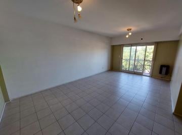 Departamento · 51m² · 2 Ambientes · Alquiler 2 Amb. C/ Balcon Quilmes
