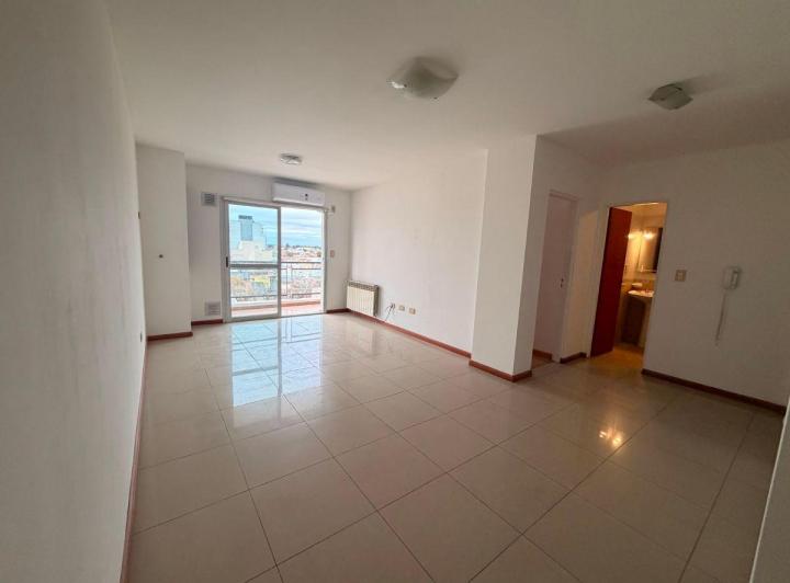 Departamento · 65m² · 2 Ambientes · 1 Cochera