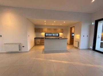 Casa de 5 ambientes, Carrodilla · Casa en Venta Barrio Lar de Terrada, Carrodilla, Luján de Cuyo.