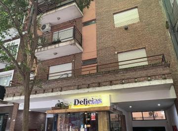 Departamento · 60m² · 3 Ambientes · 1 Cochera · Mb 3 Ambientes Apto Profesional - Excelente Ubicacion con Cochera Fija y Cubierta