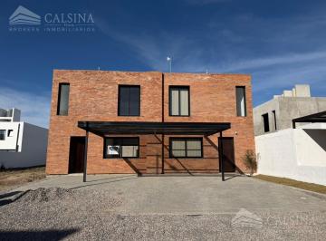 PH · 180m² · PH Casa Duplex en Quebradas de Manantiales