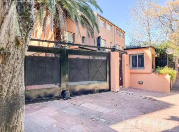 PH · 149m² · 4 Ambientes · 2 Cocheras · Lindísima Casa en Alquiler Temporario, en Barrio Villa Chica, Beccar.