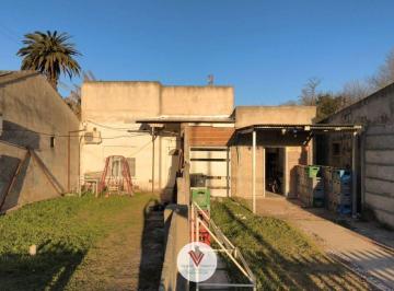 Casa de 3 ambientes, General Belgrano · Venta de Casa con Local Habilitado y Amplio Lote en General Belgrano