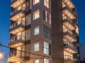 Departamento · 47m² · 2 Ambientes · Departamento en Venta un Dormitorio Cuarto Piso con Balcón Al Frente Sobre Calle 17 Esquina 42