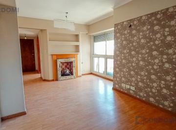 Departamento · 67m² · 3 Ambientes · Alquiler Departamento en Lanús Oeste Semipiso de 3 Ambientes Al Contrafrente
