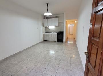 Departamento · 45m² · 2 Ambientes · 1 Cochera · Departamento 2 Ambientes Planta Baja en Alquiler con Cochera