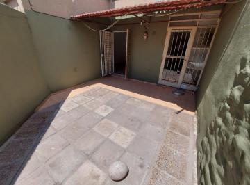 Departamento · 44m² · 4 Ambientes · Departamento en Venta en Alberdi, 2 Dor, Cocina Separada, Patio Propio, Apto Crédito!