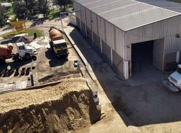 Bodega-Galpón · 450m² · 7 Ambientes · Galpón y Terreno en Venta Sobre Ruta 3 y 205!