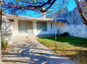 Casa de 3 ambientes, Santa María de Punilla · Alquiler Permanente en Santa Maria de Punilla, Centro, Calle Belgrano Casi Esquina Cetrangolo