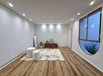 PH · 95m² · 4 Ambientes · Venta - PH de 2 Dorm. + Comodin - Zona Centro