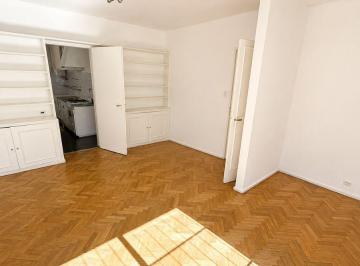 Departamento de 8 ambientes, Ciudad de Mendoza · Departamento en Venta 3 Dorm. con Cochera Sobre Arístides Villanueva – 105 m²