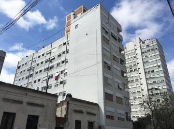 Departamento de 2 ambientes, La Plata · Monoambiente Dividido en Alquiler en 5 Entre 43 y 44