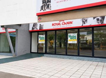 Local comercial de 2 ambientes, Córdoba · Alquiler | Local Comercial | 594 m² | Av Rafael Nuñez | Cerro de Las Rosas