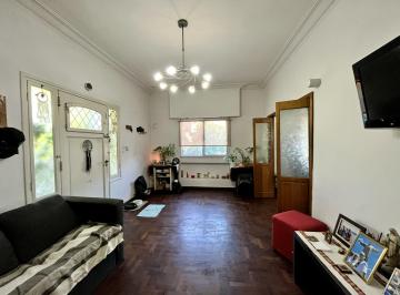 Casa · 87m² · 3 Ambientes · 2 Cocheras · Casa Venta 3 Ambientes El Palomar con Patio Cochera Apto Crédito