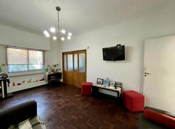 Casa · 87m² · 3 Ambientes · 2 Cocheras · Casa en El Palomar Venta